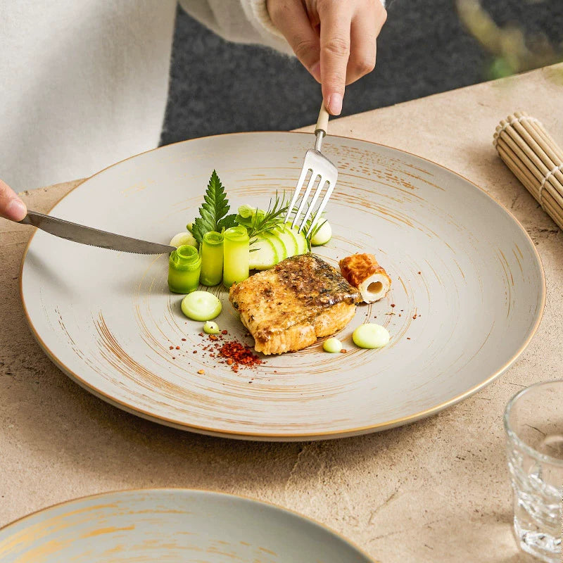Matte Glazed Ceramic Dinner Plate – Available in Two Sizes