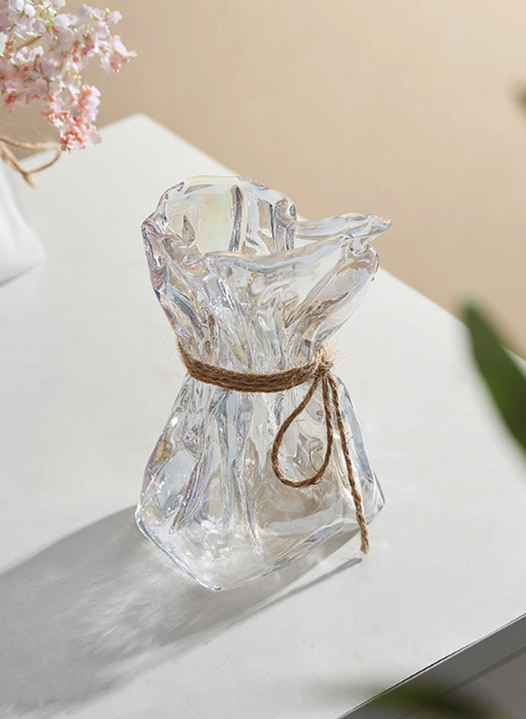 Wrinkled Glass Vase with Twine – Holographic / Frosted / Clear Finish